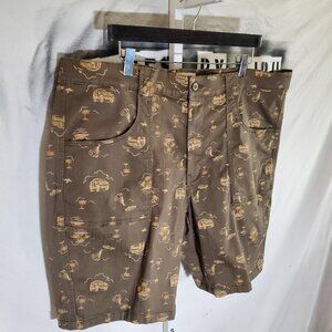 Mutual Weave Army Green Jeep Print Shorts Sz 40 men's
